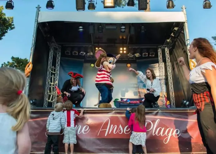 Camping Les Mathes INESS 137 Camping BONNE ANSE 4 étoiles *